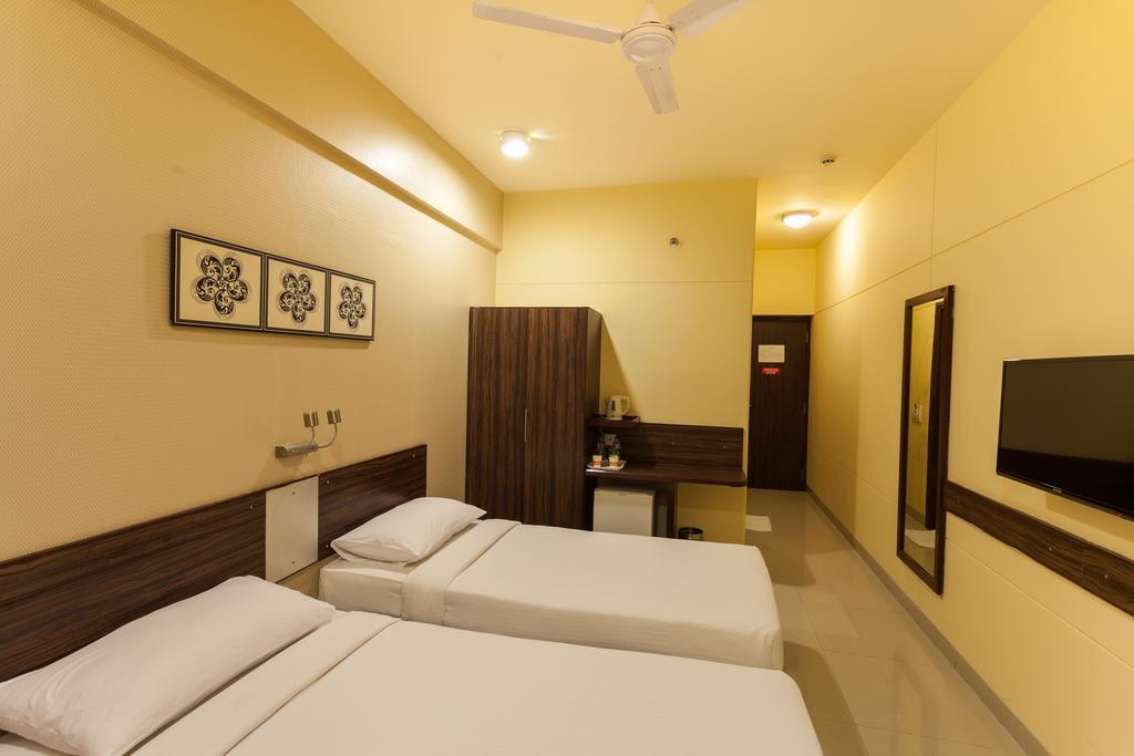 Surat Hotel Luaran gambar