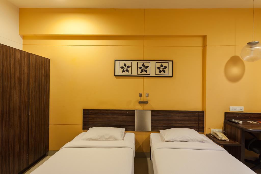 Surat Hotel Luaran gambar