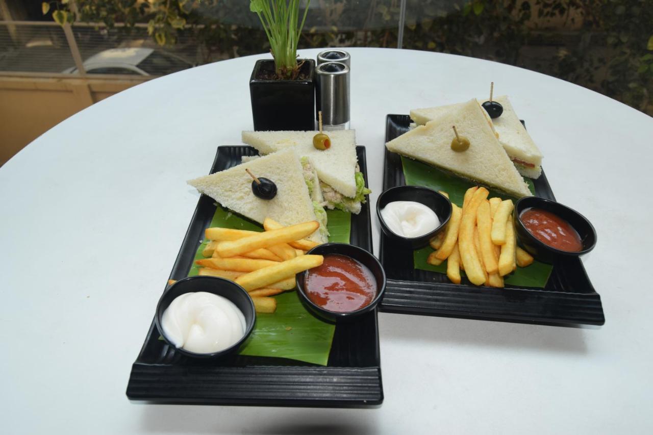 Surat Hotel Luaran gambar