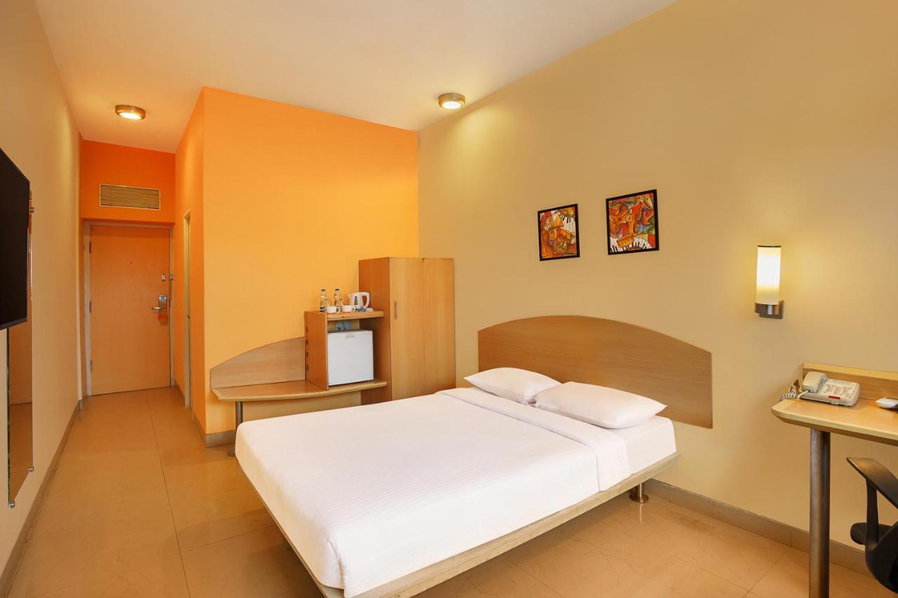 Surat Hotel Luaran gambar